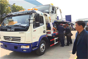 阳谷汽车道路救援拖车价格